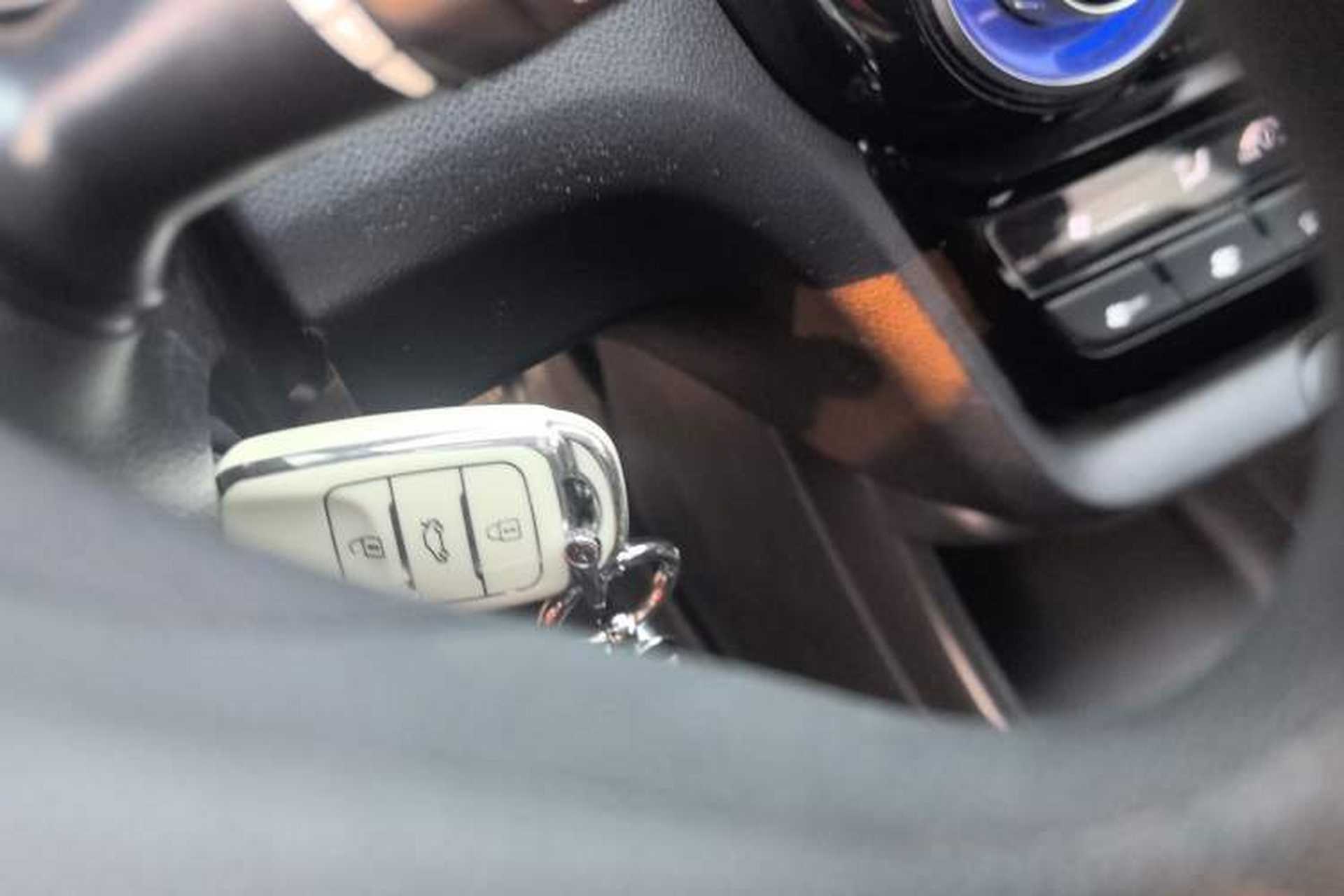 Used CHANGAN Alsvin 2019 1.5L DCT Luxury Version China VI Standard Vehicle Key