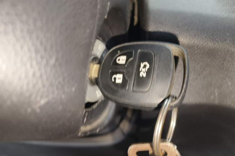 Used CHANGAN Alsvin 2019 1.5L DCT Luxury Version China VI Standard Vehicle Key