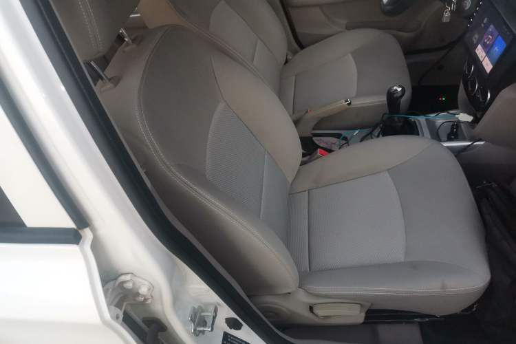 Used CHANGAN Alsvin V3 2015 1.4L Manual Meiruan Model China V Standard Right Front Seat