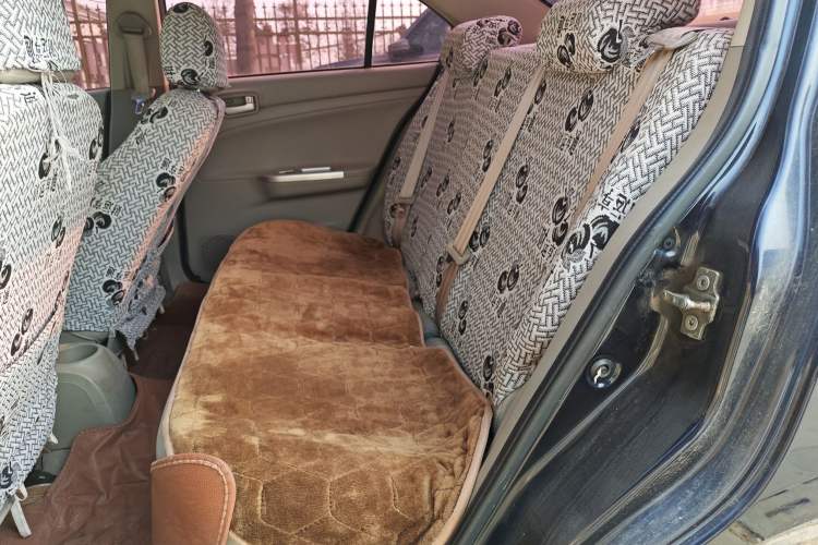 Used CHANGAN Alsvin V3 2012 1.3L Manual Comfort Version China IV Standard Left Rear Seat