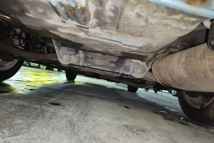 Used CHANGAN Alsvin V3 2012 1.3L Manual Comfort Version China IV Standard Chassis Rear