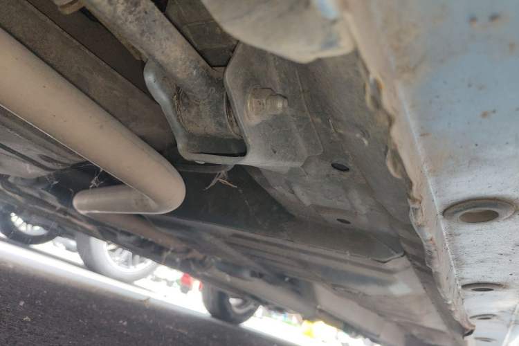Used CHANGAN Alsvin V3 2012 1.3L Manual Comfort Version China IV Standard Chassis Rear Right