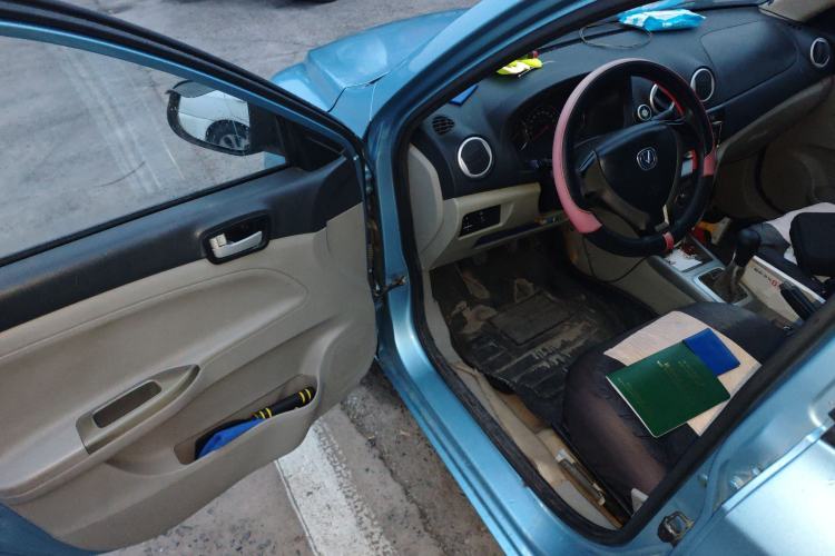 Used CHANGAN Alsvin V3 2012 1.3L Manual Luxury Version China IV Standard Driver Seat