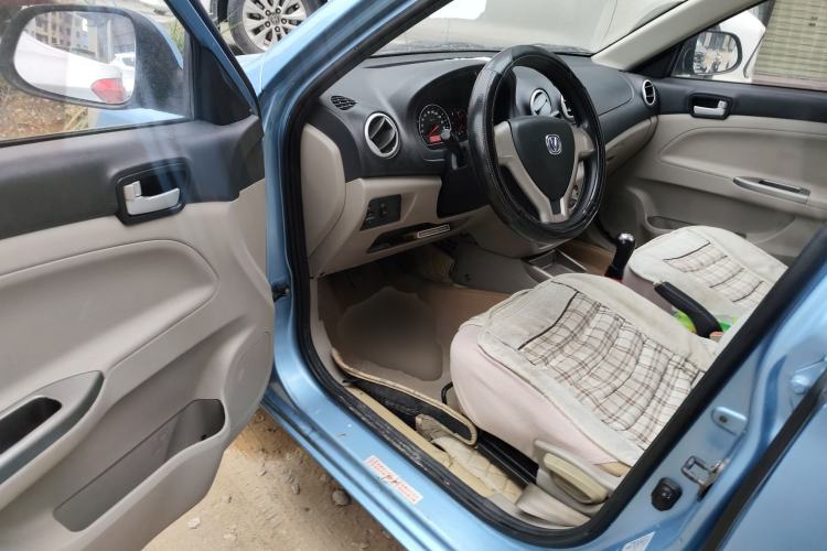 Used CHANGAN Alsvin V3 2012 1.3L Manual Comfort Version China IV Standard Driver Seat