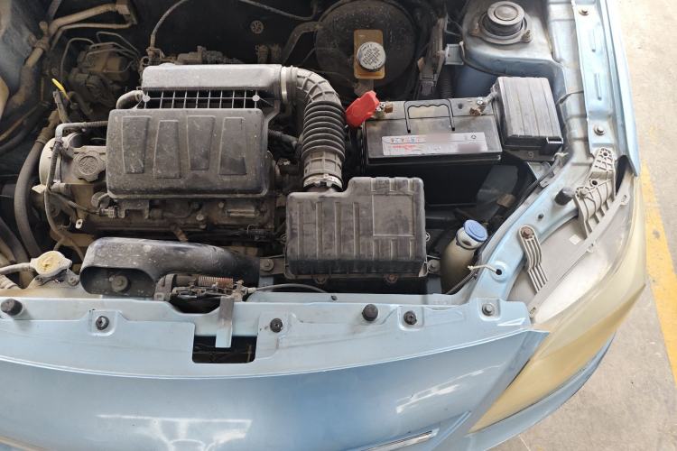 Used CHANGAN Alsvin V3 2012 1.3L Manual Comfort Version China IV Standard Engine Bay Left