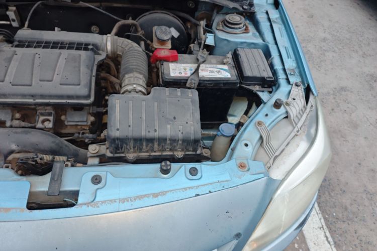 Used CHANGAN Alsvin V3 2012 1.3L Manual Luxury Version China IV Standard Engine Bay Left