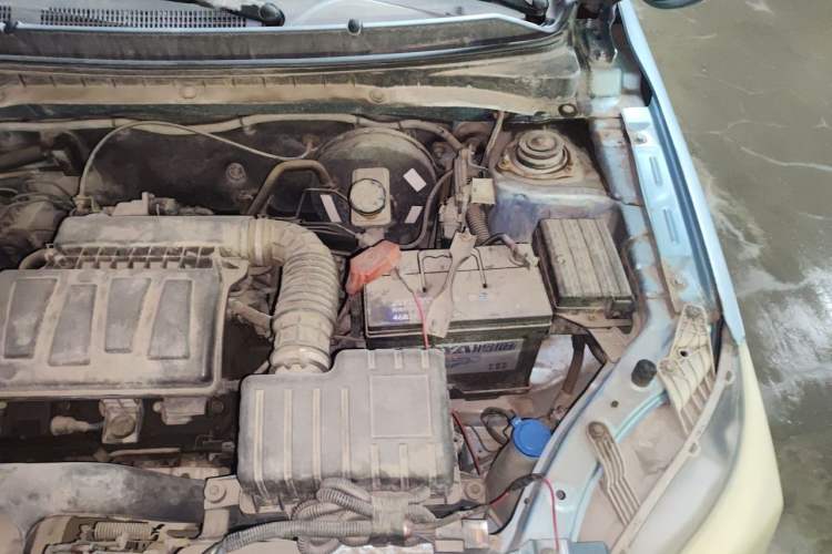 Used CHANGAN Alsvin V3 2012 1.3L Manual Comfort Version China IV Standard Engine Bay Left