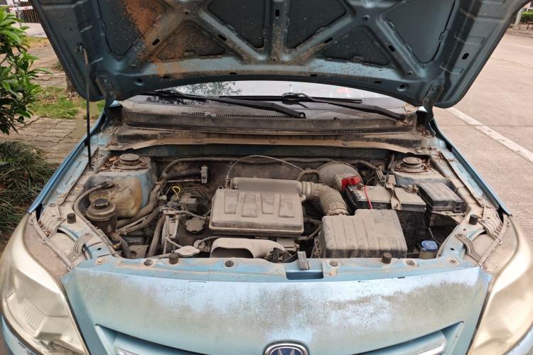 Used CHANGAN Alsvin V3 2012 1.3L Manual Luxury Version China IV Standard Engine Bay