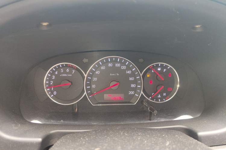 Used CHANGAN Alsvin V3 2012 1.3L Manual Comfort Version China IV Standard Instrument Cluster