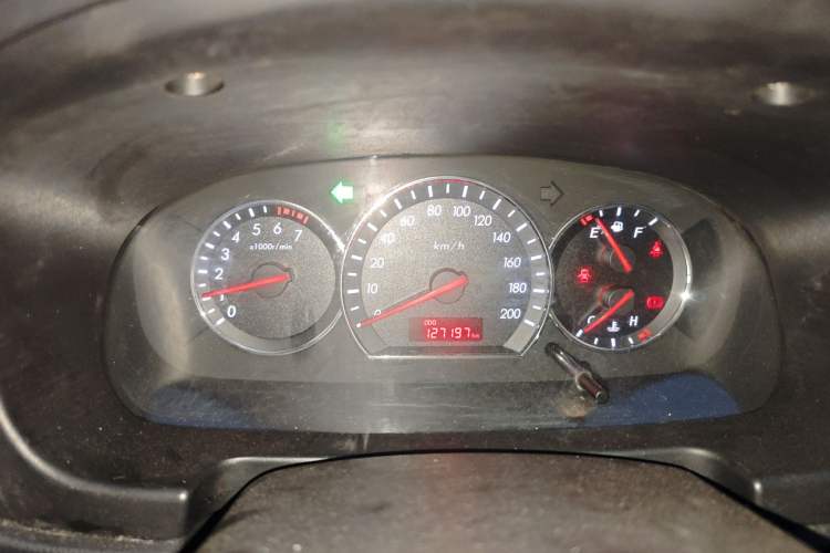 Used CHANGAN Alsvin V3 2012 1.3L Manual Luxury Version China IV Standard Instrument Cluster