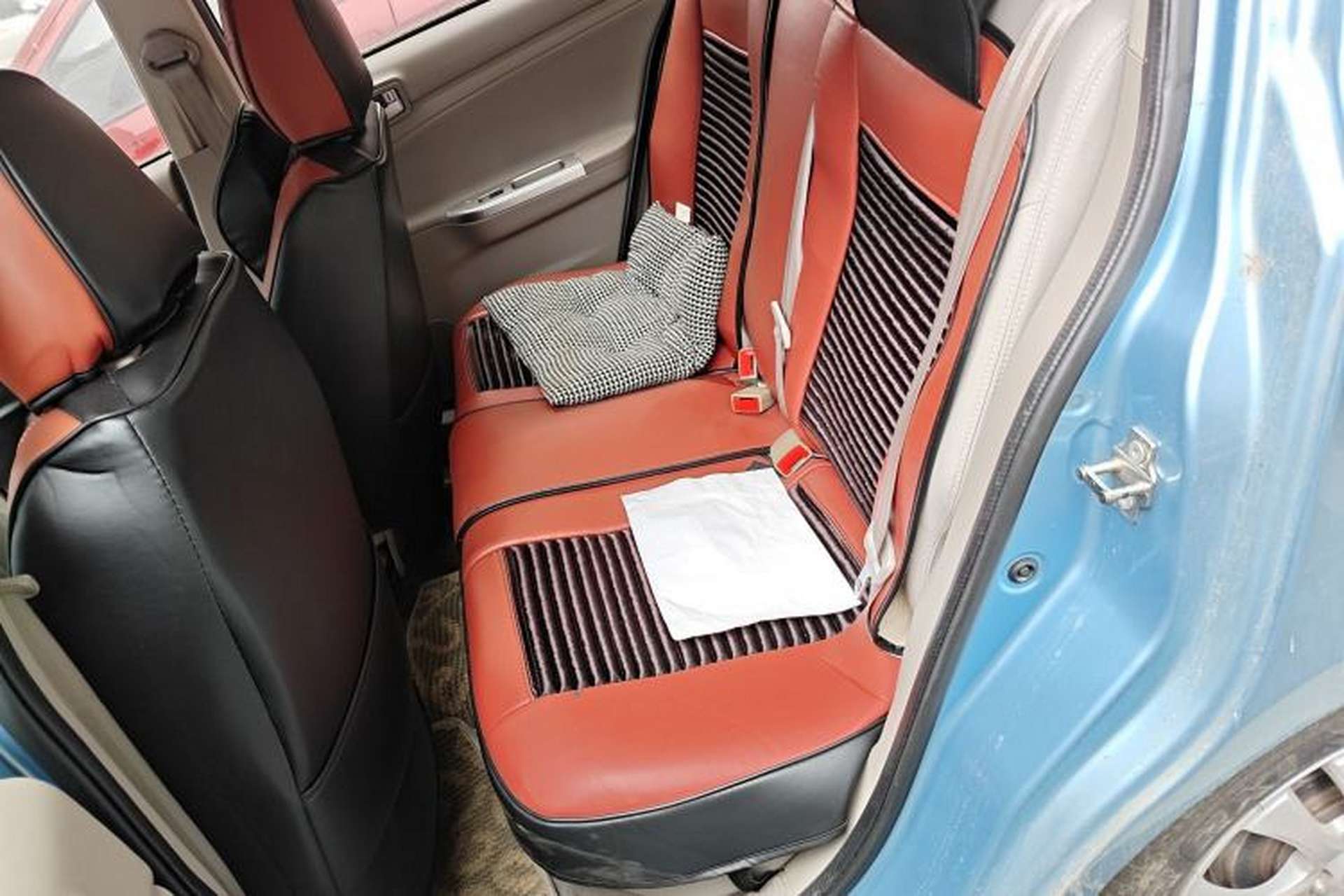 Used CHANGAN Alsvin V3 2012 1.3L Manual Comfort Version China IV Standard Left Rear Seat