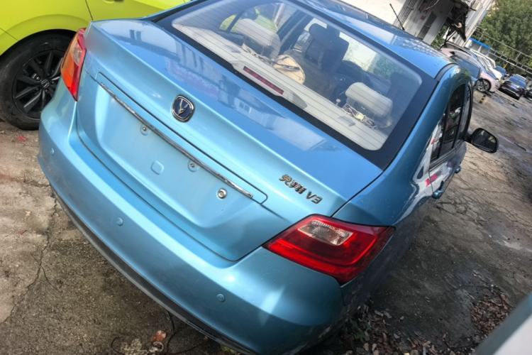 Used CHANGAN Alsvin V3 2012 1.3L Manual Comfort Version China IV Standard Rear Right 45 Deg