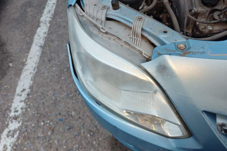 Used CHANGAN Alsvin V3 2012 1.3L Manual Luxury Version China IV Standard Right Front Headlight
