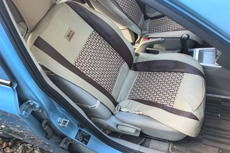 Used CHANGAN Alsvin V3 2012 1.3L Manual Comfort Version China IV Standard Right Front Seat