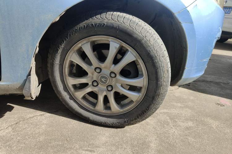 Used CHANGAN Alsvin V3 2012 1.3L Manual Comfort Version China IV Standard Right Front Wheel Hub
