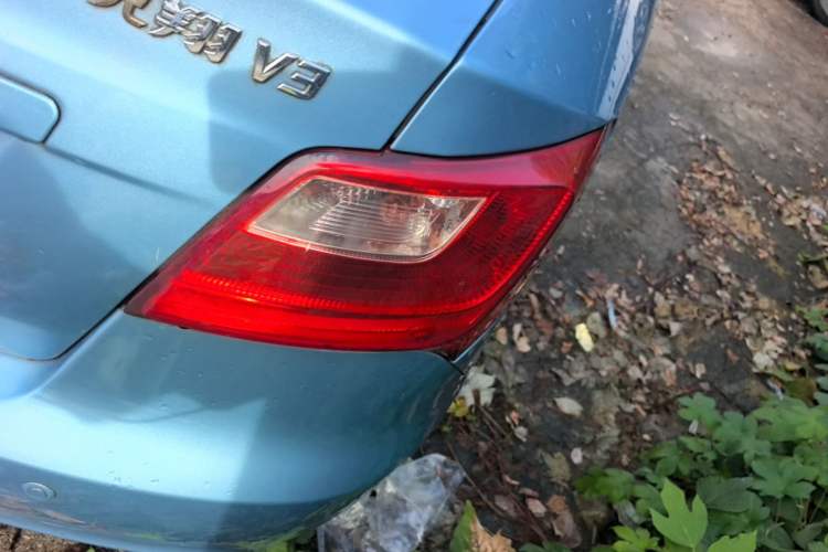 Used CHANGAN Alsvin V3 2012 1.3L Manual Comfort Version China IV Standard Right Rear Taillight