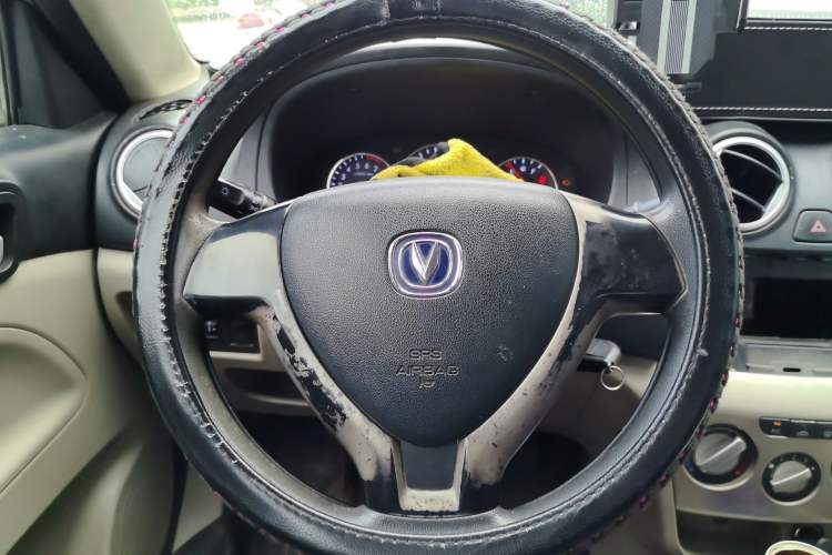 Used CHANGAN Alsvin V3 2012 1.3L Manual Comfort Version China IV Standard Steering Wheel