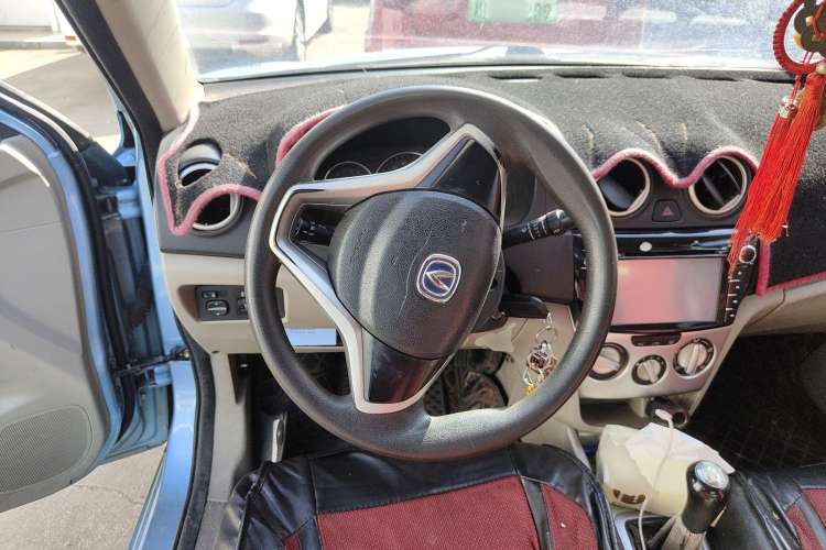 Used CHANGAN Alsvin V3 2012 1.3L Manual Comfort Version China IV Standard Steering Wheel