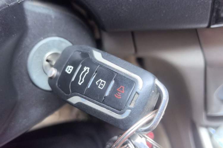 Used CHANGAN Alsvin V3 2012 1.3L Manual Comfort Version China IV Standard Vehicle Key