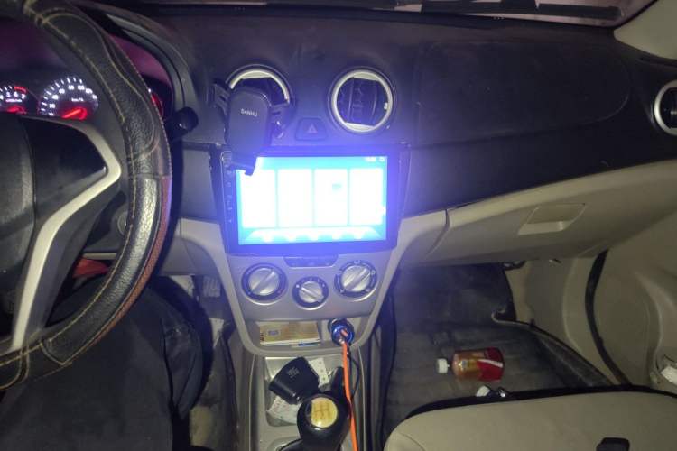 Used CHANGAN Alsvin V3 2012 1.3L Manual Standard Edition Audio And AC Panel