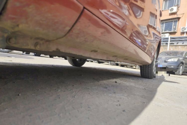 Used CHANGAN Alsvin V3 2012 1.3L Manual Comfort Version China IV Standard Chassis Front Left