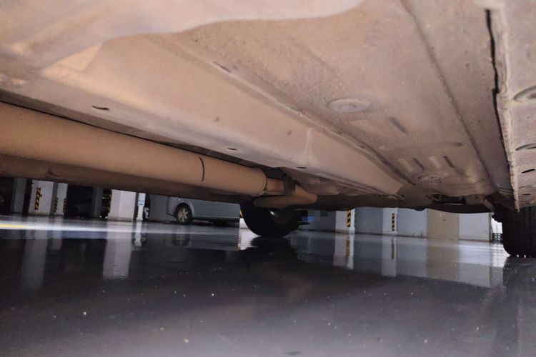 Used CHANGAN Alsvin V3 2012 1.3L Manual Luxury Version China IV Standard Chassis Front Left