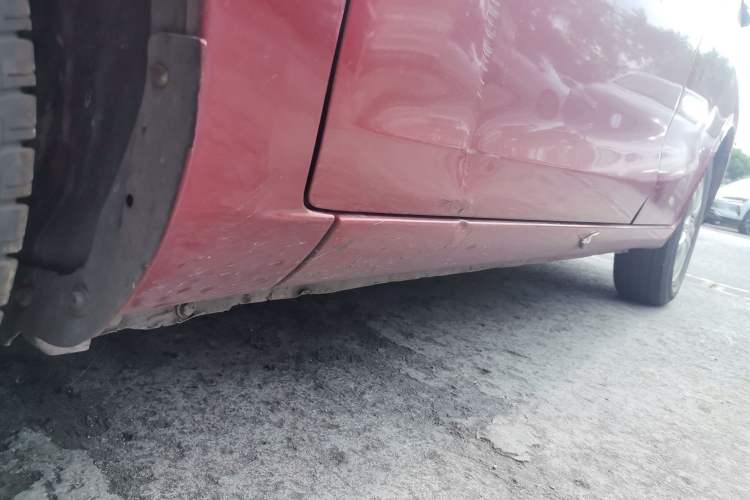 Used CHANGAN Alsvin V3 2012 1.3L Manual Comfort Version China IV Standard Chassis Front Left