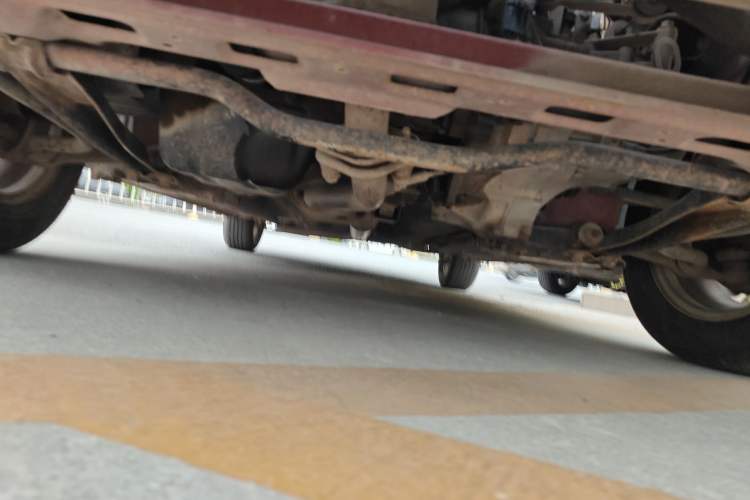 Used CHANGAN Alsvin V3 2012 1.3L Manual Comfort Version China IV Standard Chassis Front