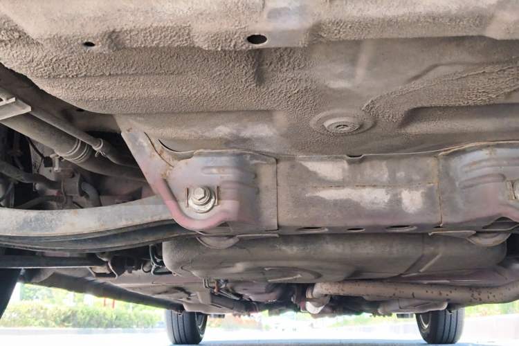 Used CHANGAN Alsvin V3 2012 1.3L Manual Comfort Version China IV Standard Chassis Rear