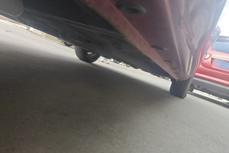 Used CHANGAN Alsvin V3 2012 1.3L Manual Comfort Version China IV Standard Chassis Rear Right