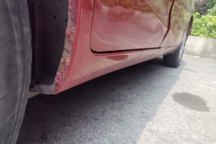 Used CHANGAN Alsvin V3 2012 1.3L Manual Comfort Version China IV Standard Chassis Rear Right