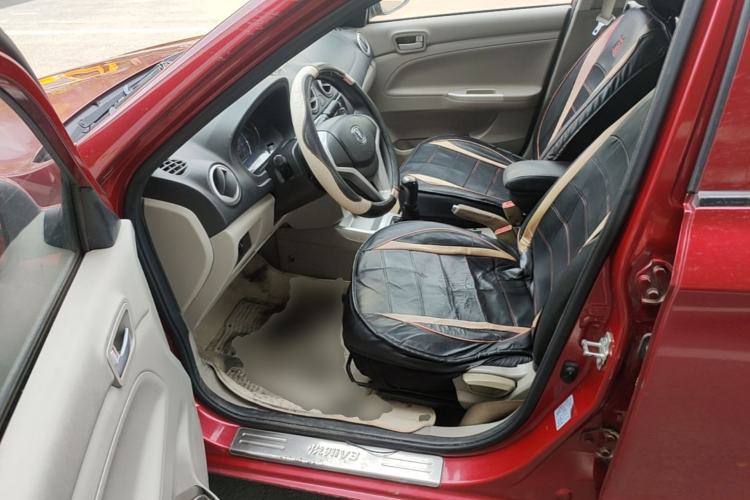 Used CHANGAN Alsvin V3 2012 1.3L Manual Comfort Version China IV Standard Driver Seat
