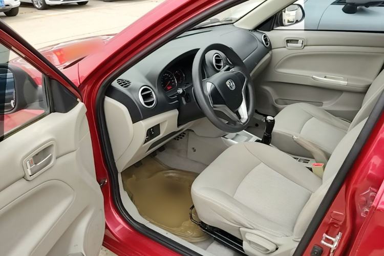 Used CHANGAN Alsvin V3 2012 1.3L Manual Comfort Version China IV Standard Driver Seat