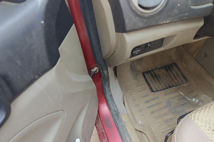Used CHANGAN Alsvin V3 2012 1.3L Manual Standard Edition Driver Seat