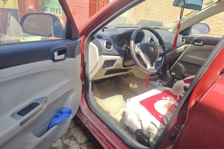 Used CHANGAN Alsvin V3 2012 1.3L Manual Comfort Version China IV Standard Driver Seat