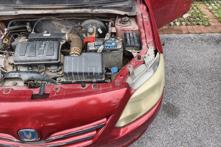 Used CHANGAN Alsvin V3 2012 1.3L Manual Comfort Version China IV Standard Engine Bay Left