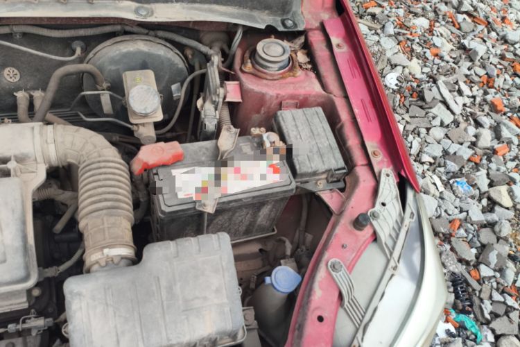 Used CHANGAN Alsvin V3 2012 1.3L Manual Standard Edition Engine Bay Left