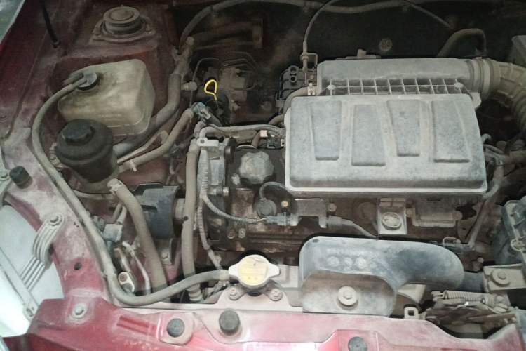 Used CHANGAN Alsvin V3 2012 1.3L Manual Comfort Version China IV Standard Engine Bay Right