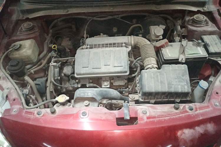 Used CHANGAN Alsvin V3 2012 1.3L Manual Comfort Version China IV Standard Engine Bay