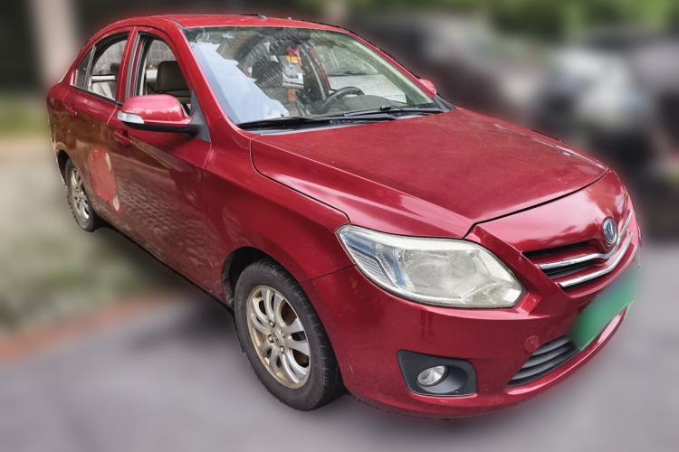 Used CHANGAN Alsvin V3 2012 1.3L Manual Comfort Version China IV Standard Front Right 45 Deg