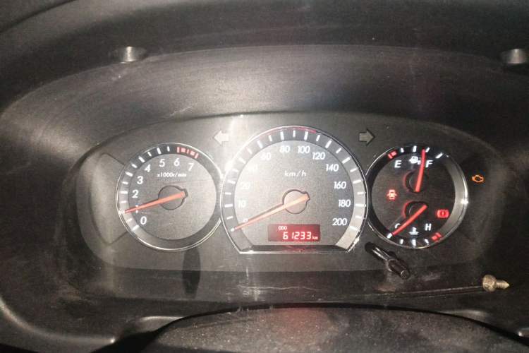Used CHANGAN Alsvin V3 2012 1.3L Manual Comfort Version China IV Standard Instrument Cluster