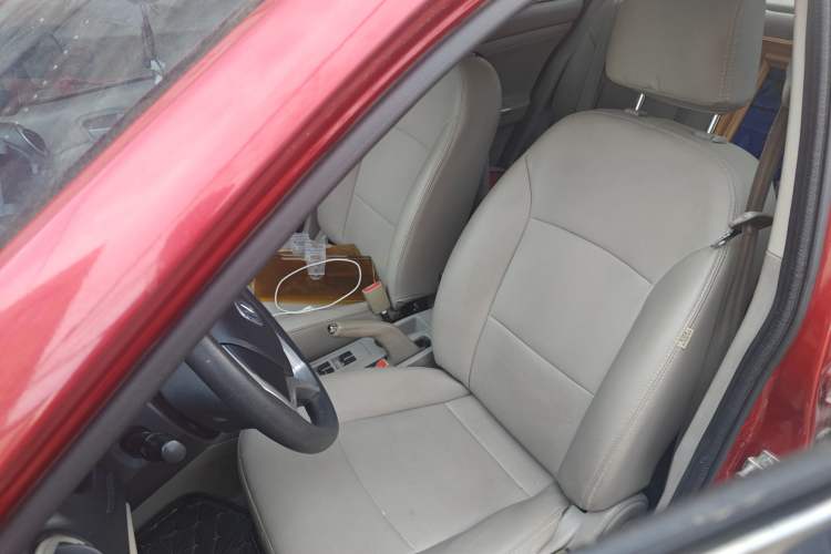 Used CHANGAN Alsvin V3 2012 1.3L Manual Comfort Version China IV Standard Left Front Seat