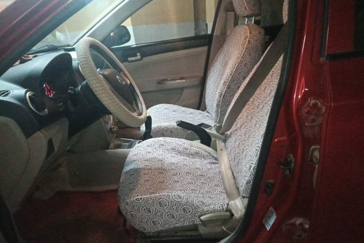 Used CHANGAN Alsvin V3 2012 1.3L Manual Comfort Version China IV Standard Left Front Seat