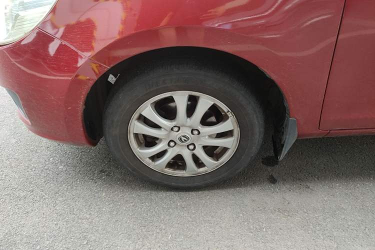 Used CHANGAN Alsvin V3 2012 1.3L Manual Comfort Version China IV Standard Left Front Wheel Hub