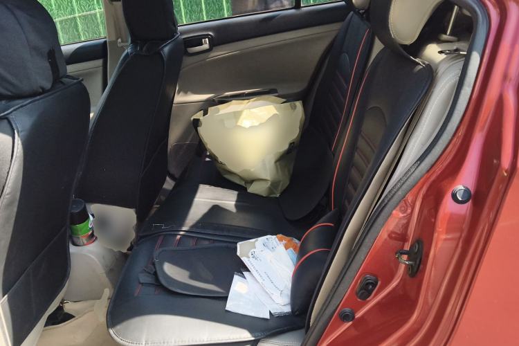 Used CHANGAN Alsvin V3 2012 1.3L Manual Comfort Version China IV Standard Left Rear Seat