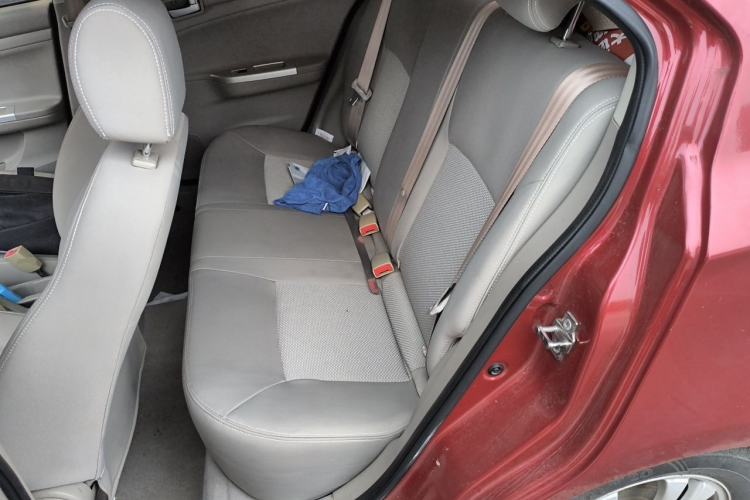 Used CHANGAN Alsvin V3 2012 1.3L Manual Luxury Version China IV Standard Left Rear Seat