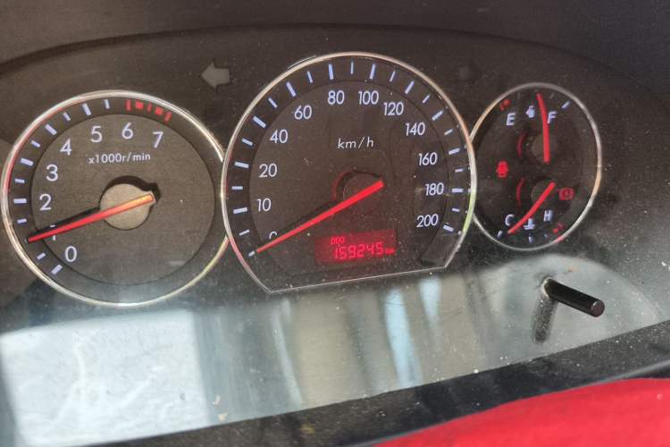 Used CHANGAN Alsvin V3 2012 1.3L Manual Comfort Version China IV Standard Odometer Close Up