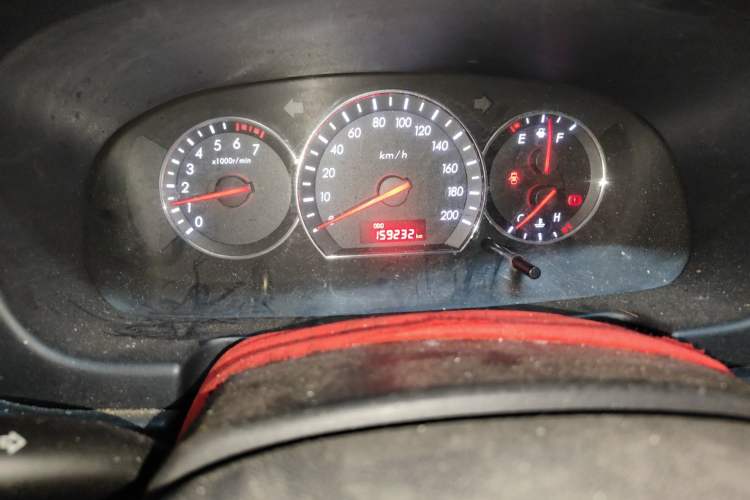Used CHANGAN Alsvin V3 2012 1.3L Manual Comfort Version China IV Standard Odometer Close Up
