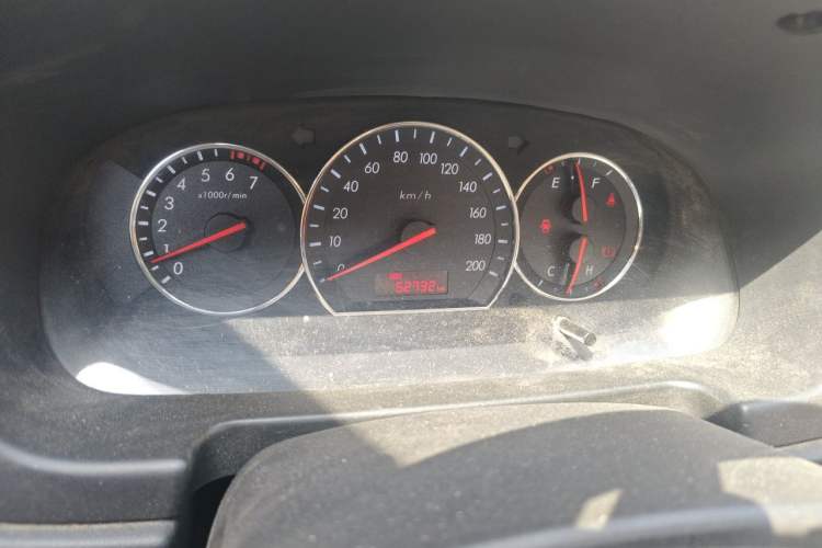 Used CHANGAN Alsvin V3 2012 1.3L Manual Comfort Version China IV Standard Odometer Close Up