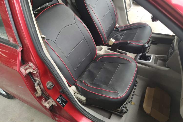 Used CHANGAN Alsvin V3 2012 1.3L Manual Comfort Version China IV Standard Right Front Seat
